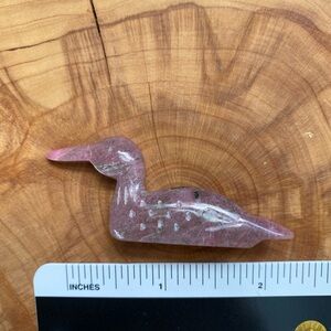 Duck brooch in rhodonite, unusual!